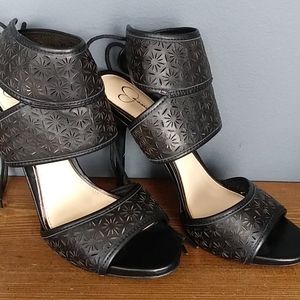 Jessica Simpson heels